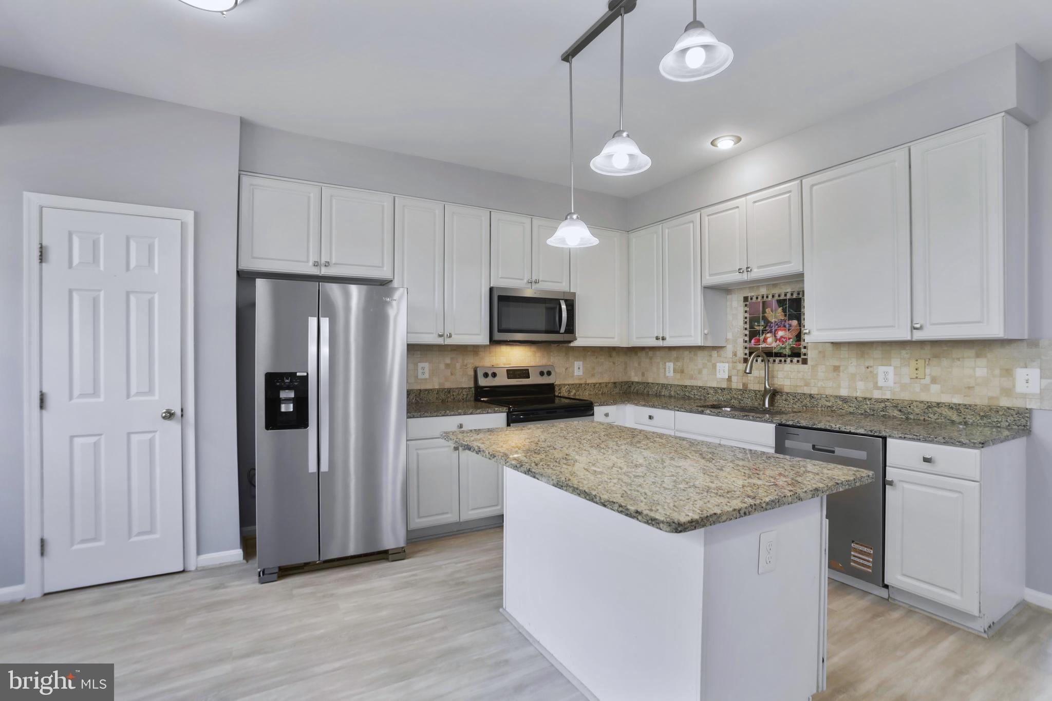 20903 IVYMOUNT TERRACE