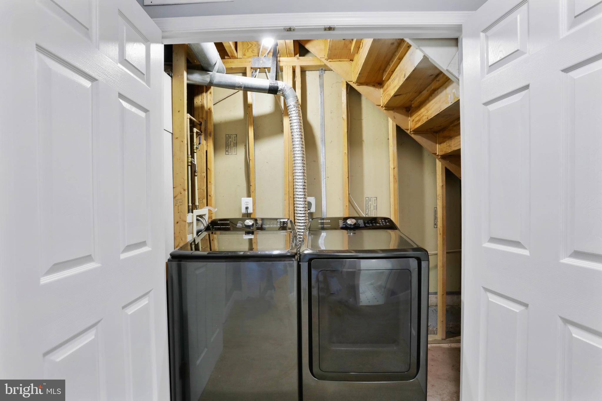 20903 IVYMOUNT TERRACE