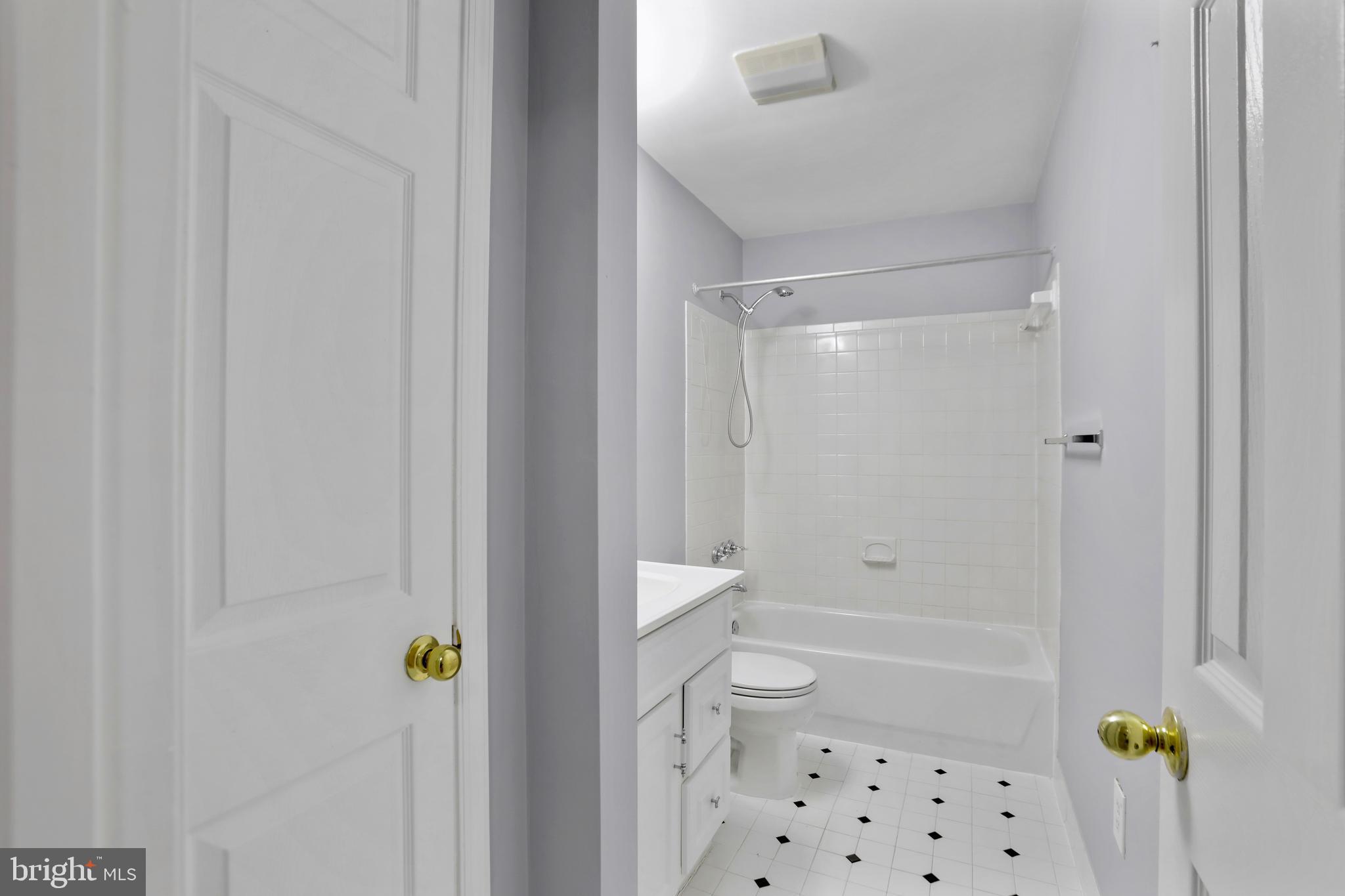 20903 IVYMOUNT TERRACE