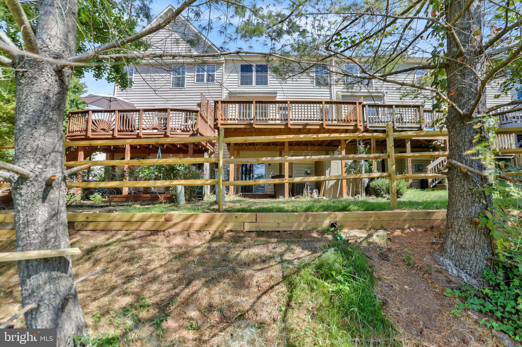 20903 IVYMOUNT TERRACE