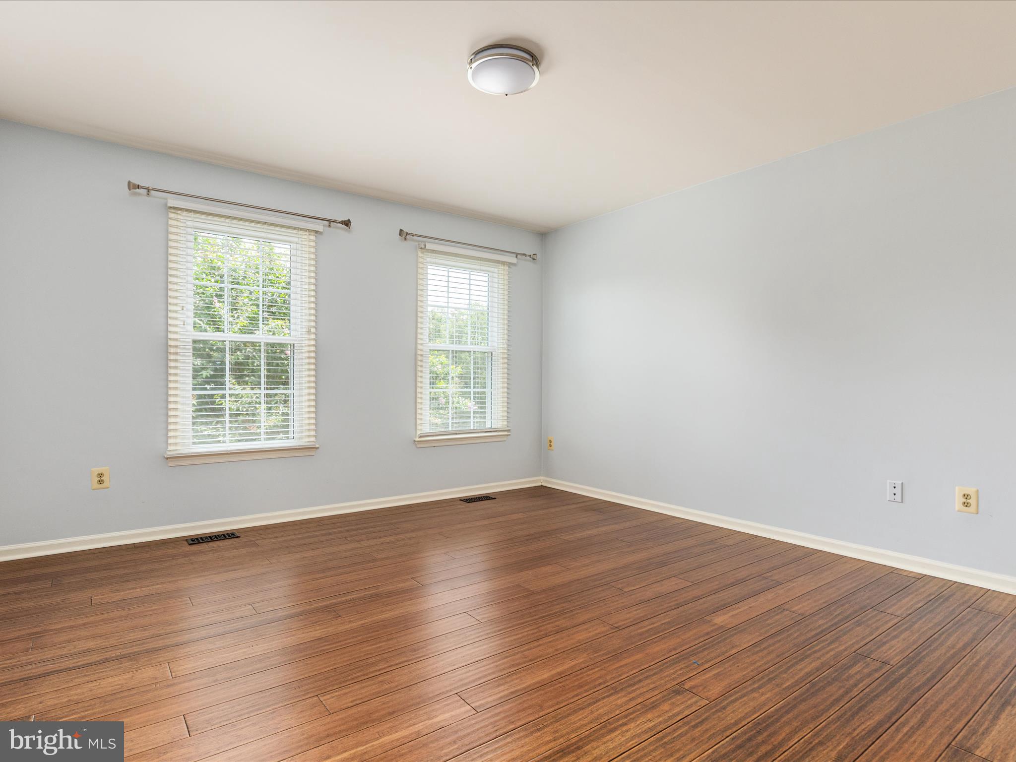 20607 WOODMERE COURT