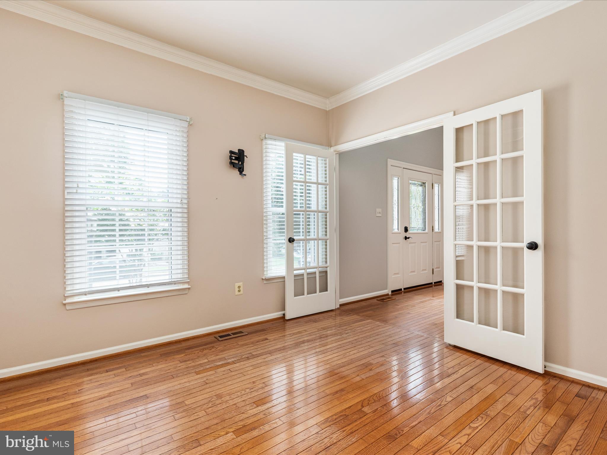 20607 WOODMERE COURT