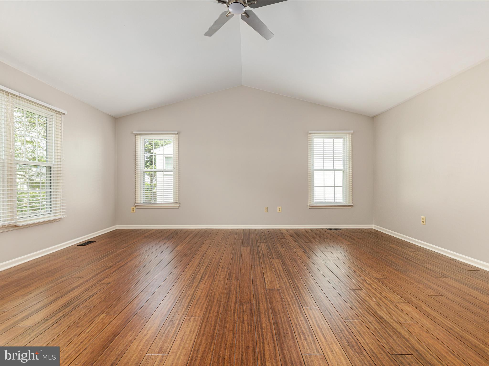 20607 WOODMERE COURT