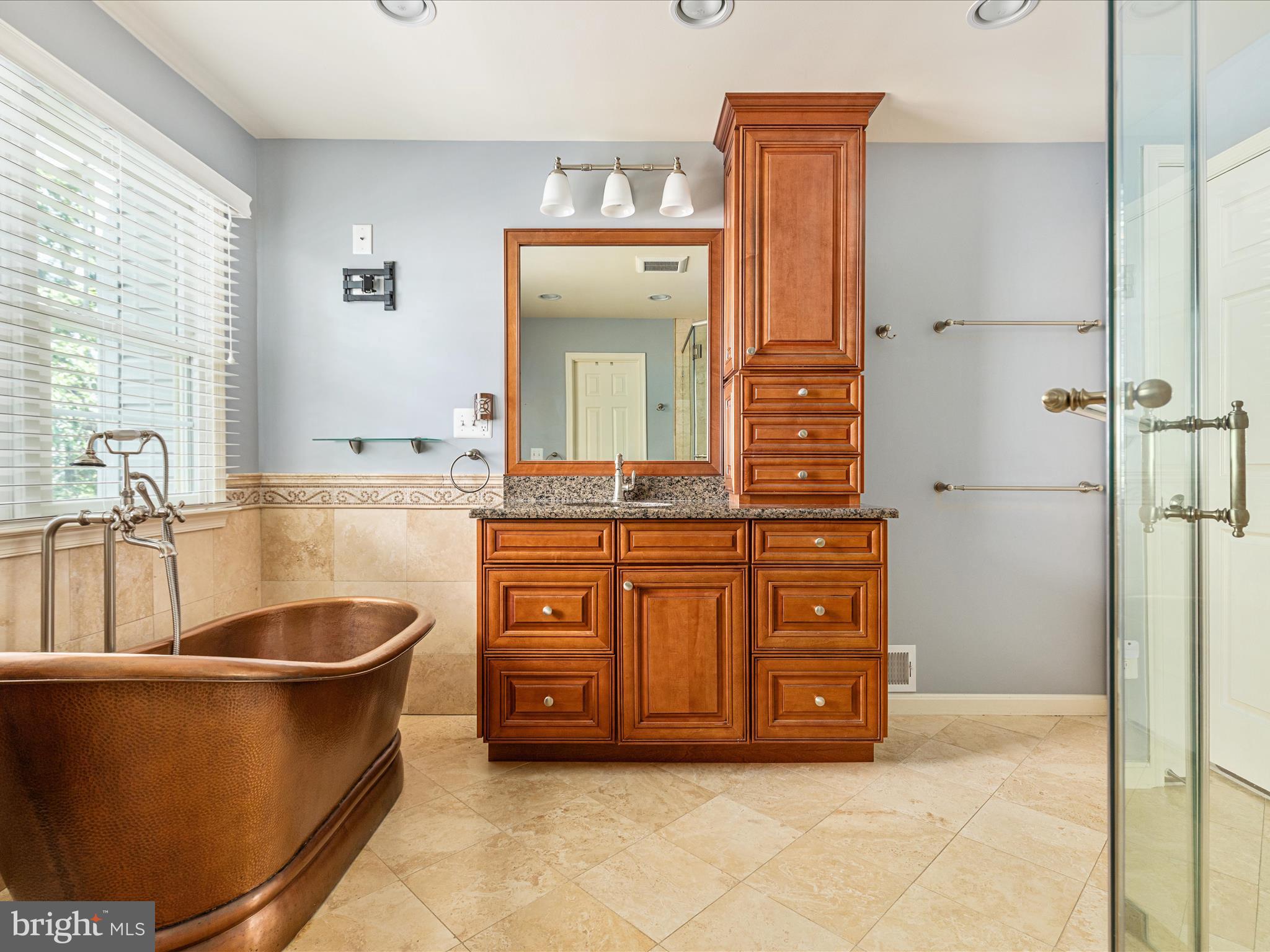 20607 WOODMERE COURT