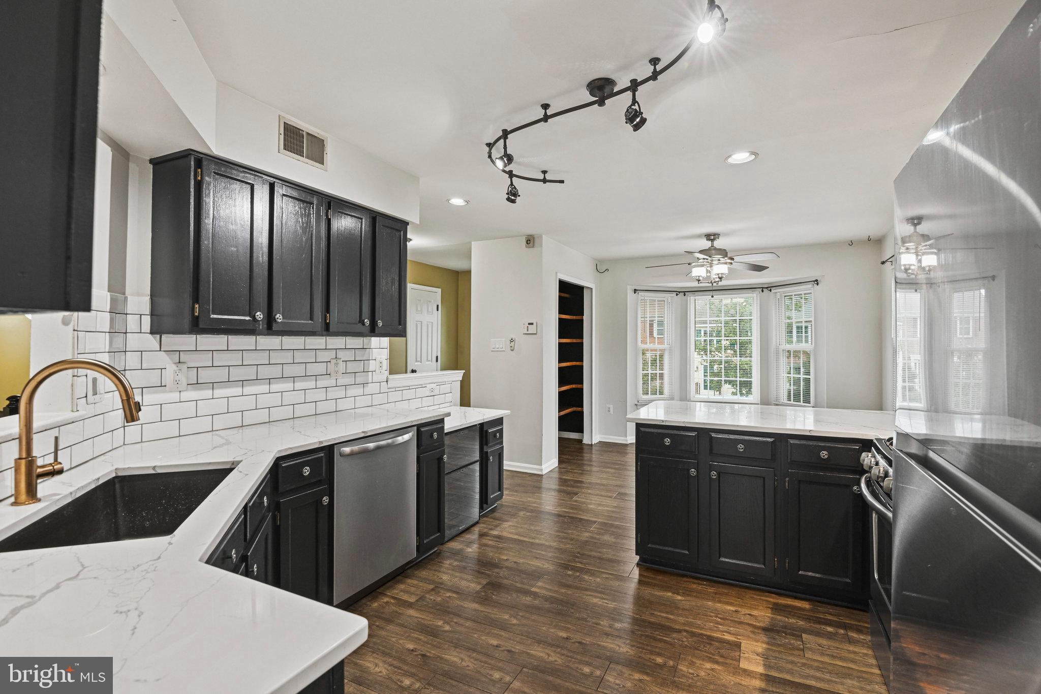 43515 BLACKSMITH SQUARE