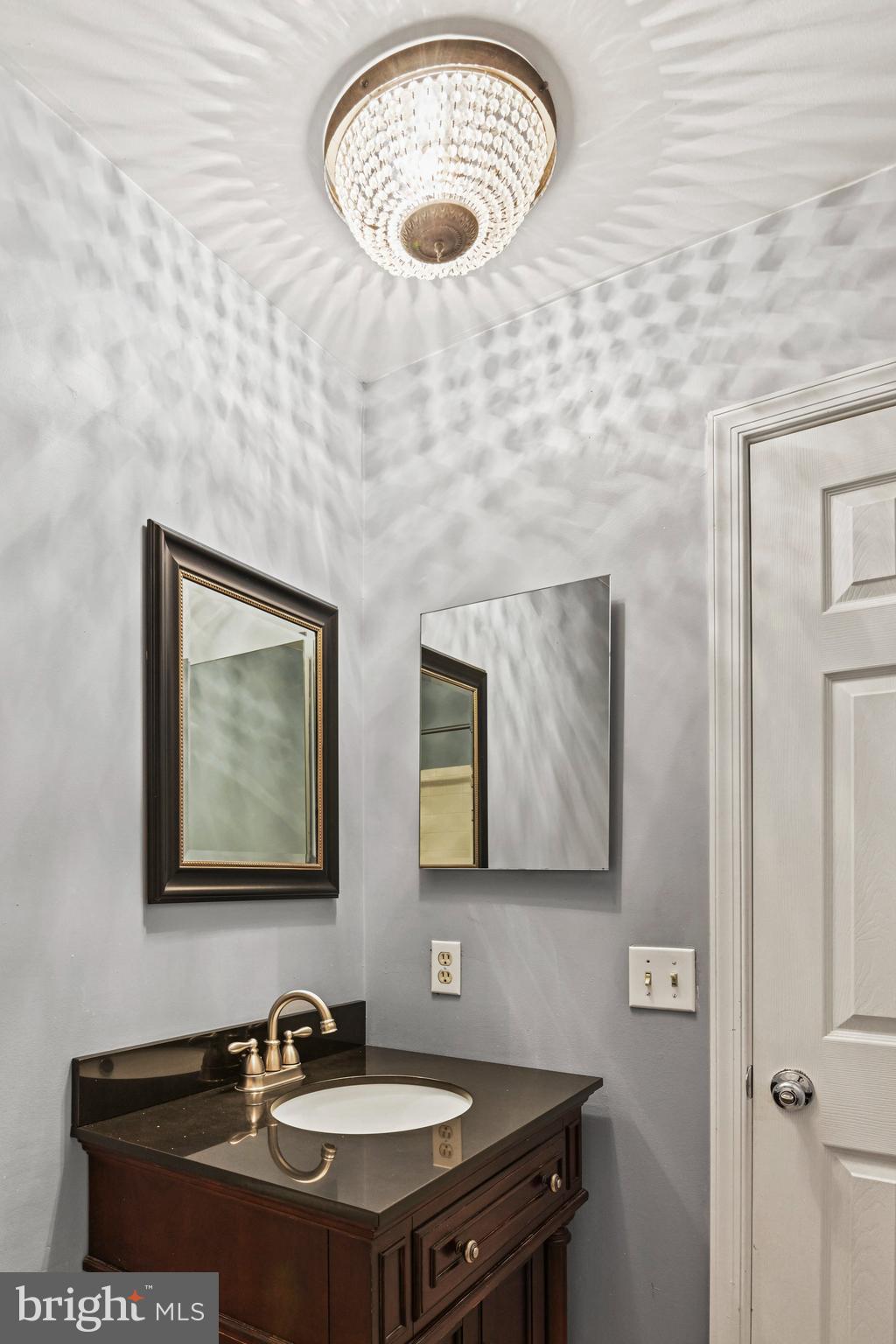 43515 BLACKSMITH SQUARE