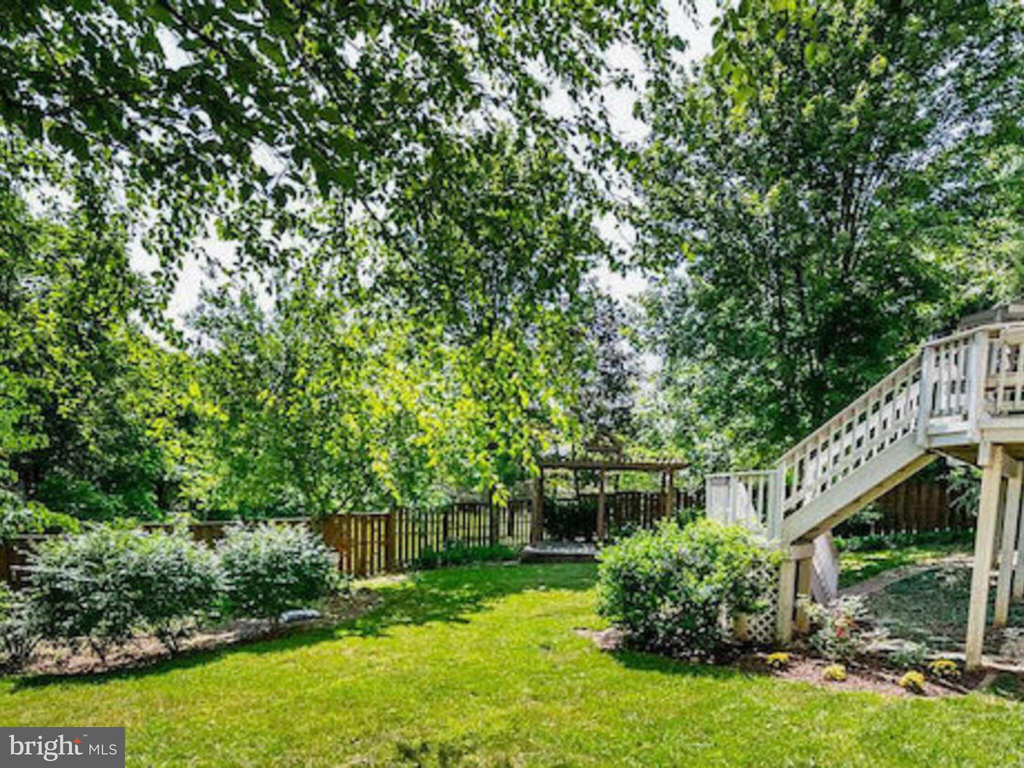 817 SANTMYER DRIVE SE