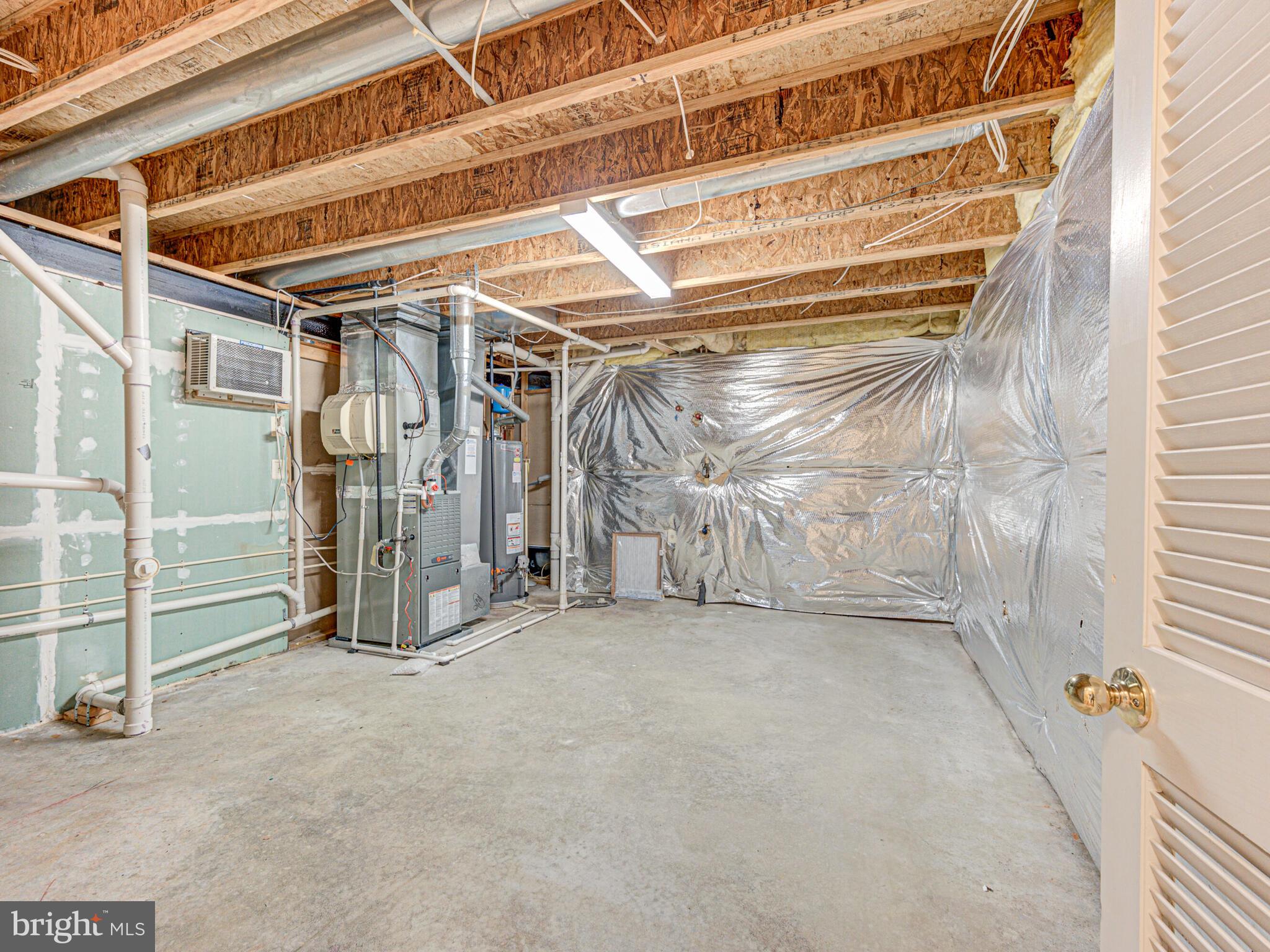 817 SANTMYER DRIVE SE