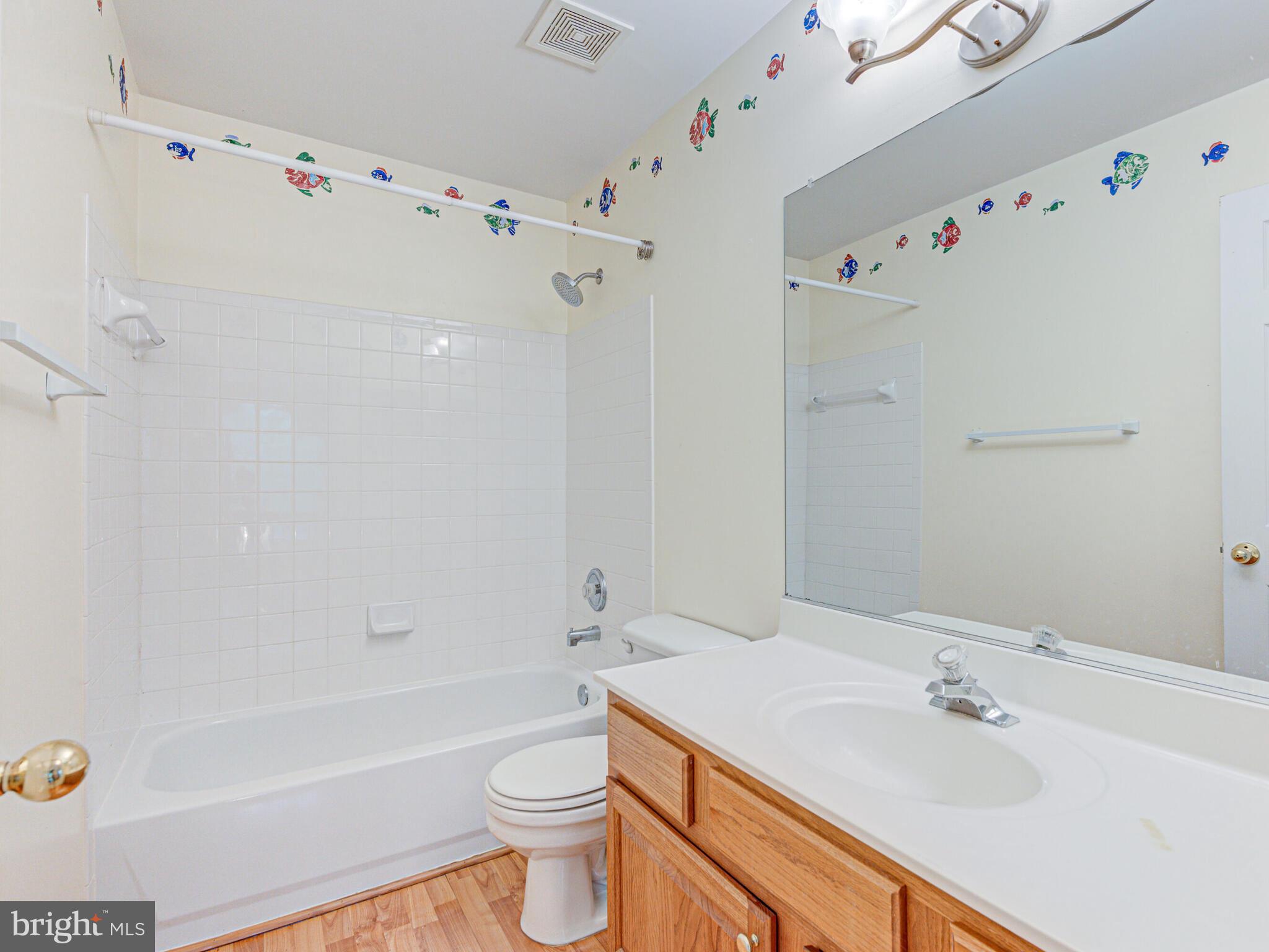 817 SANTMYER DRIVE SE