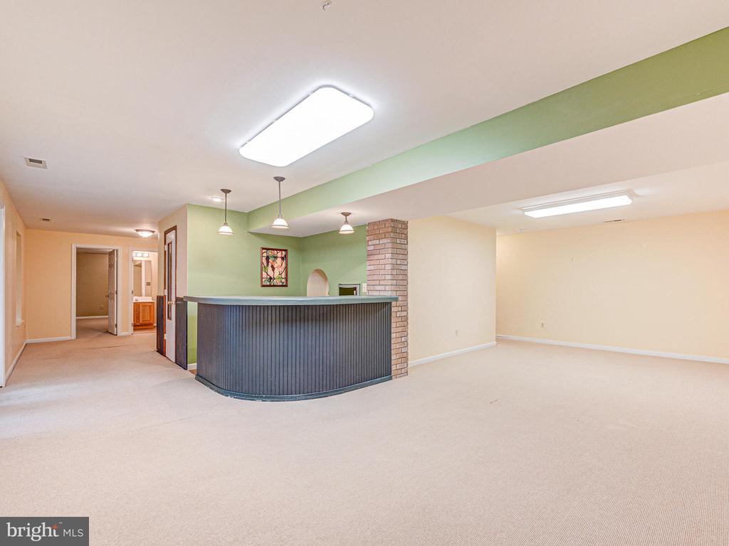 817 SANTMYER DRIVE SE