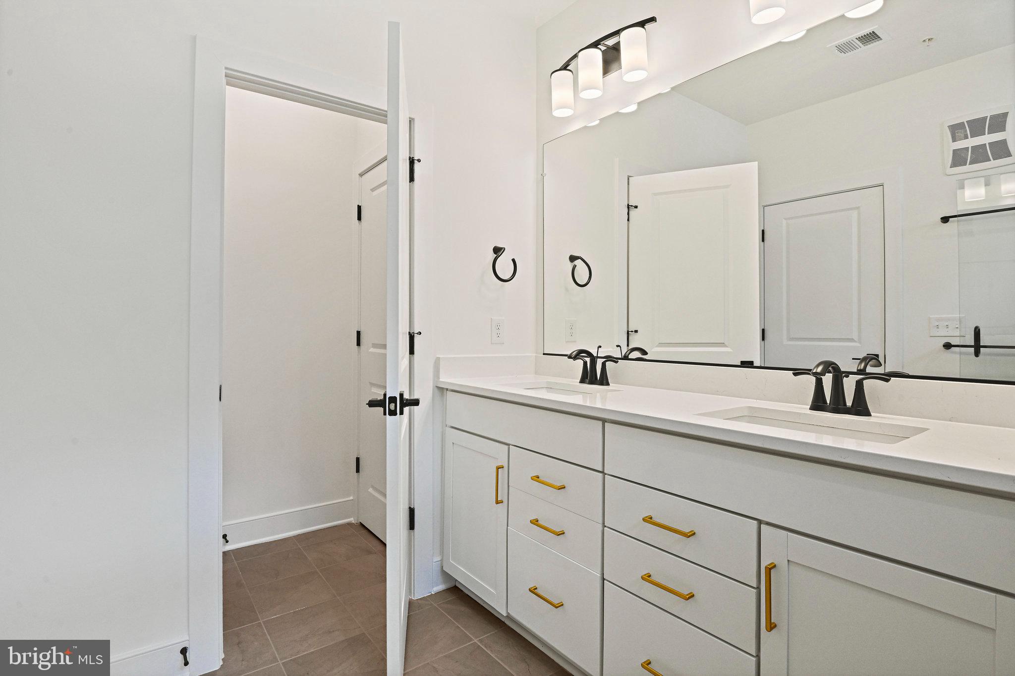 20064 CORAL WIND TERRACE