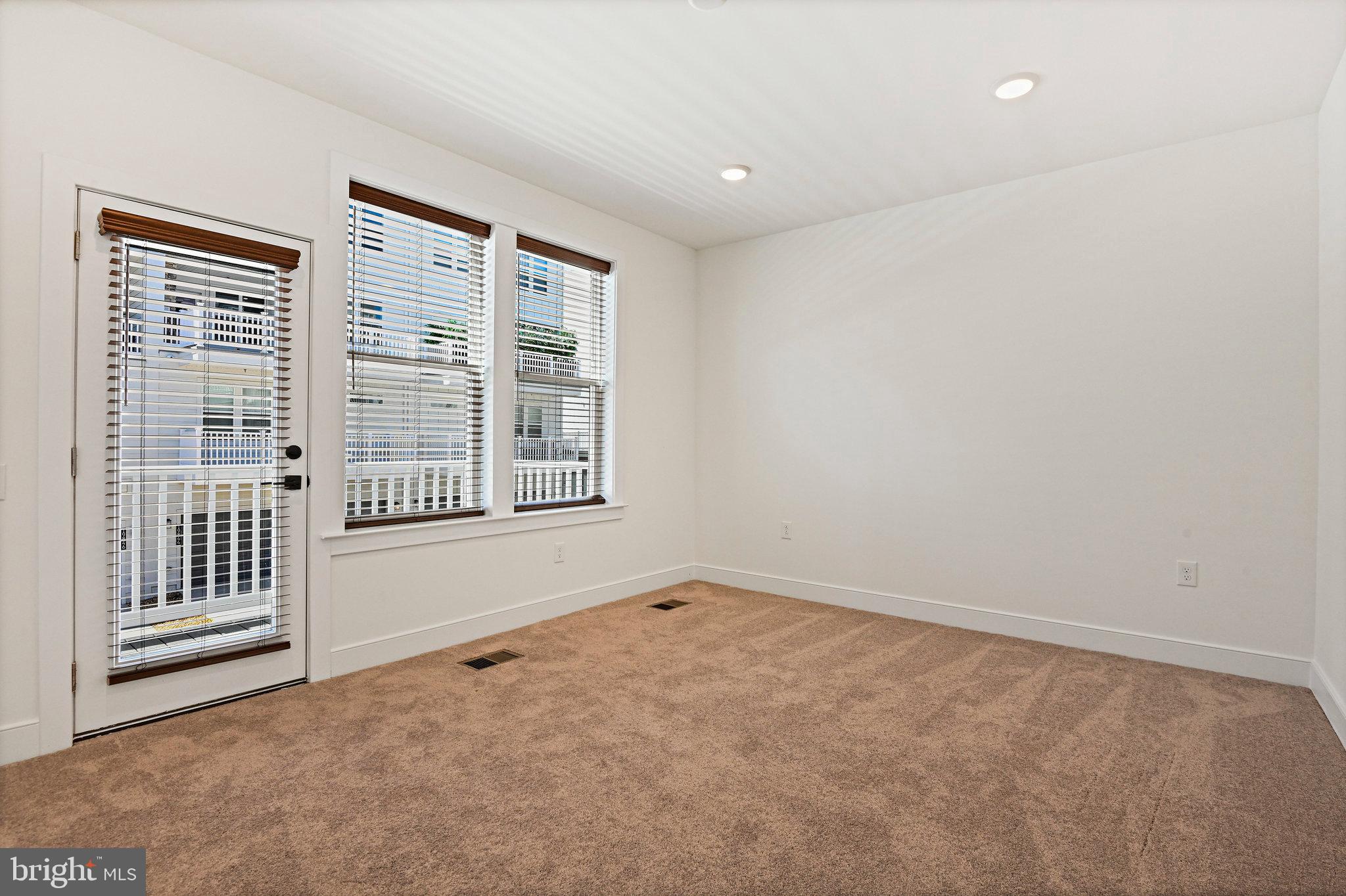 20064 CORAL WIND TERRACE