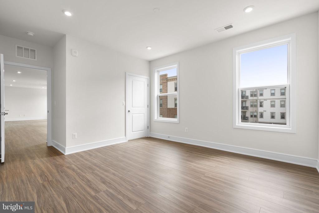 23640 BOLTON CRESCENT TERRACE 13-304