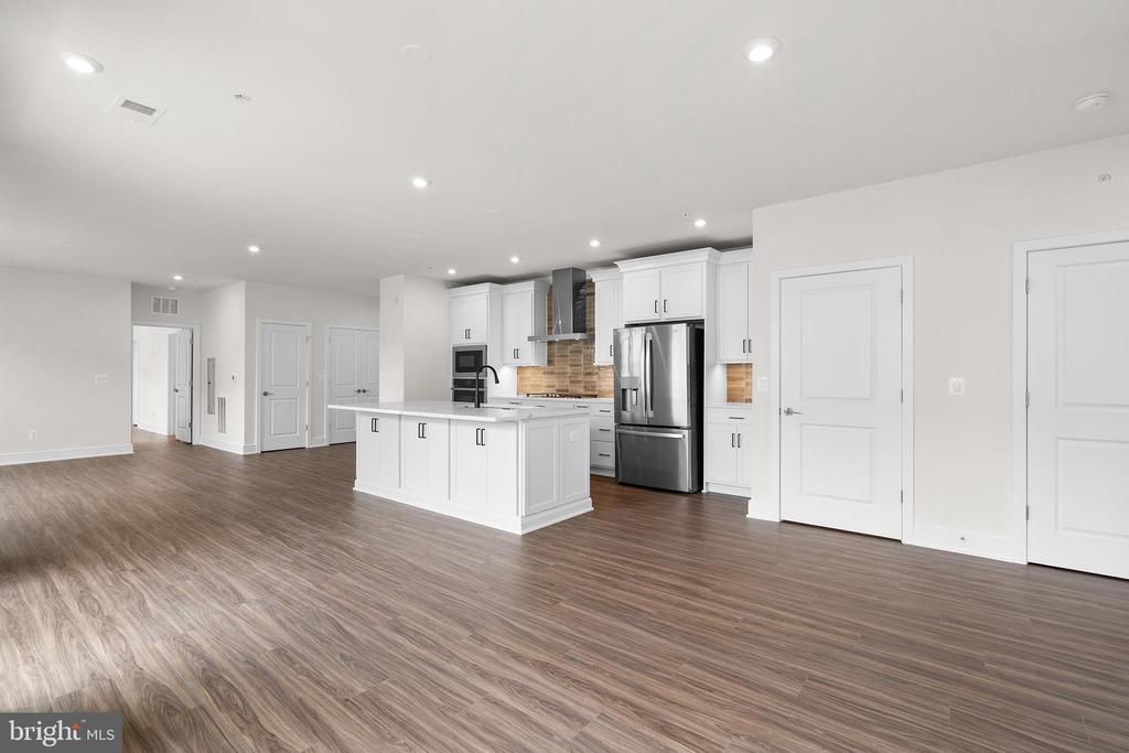 23640 BOLTON CRESCENT TERRACE 13-304