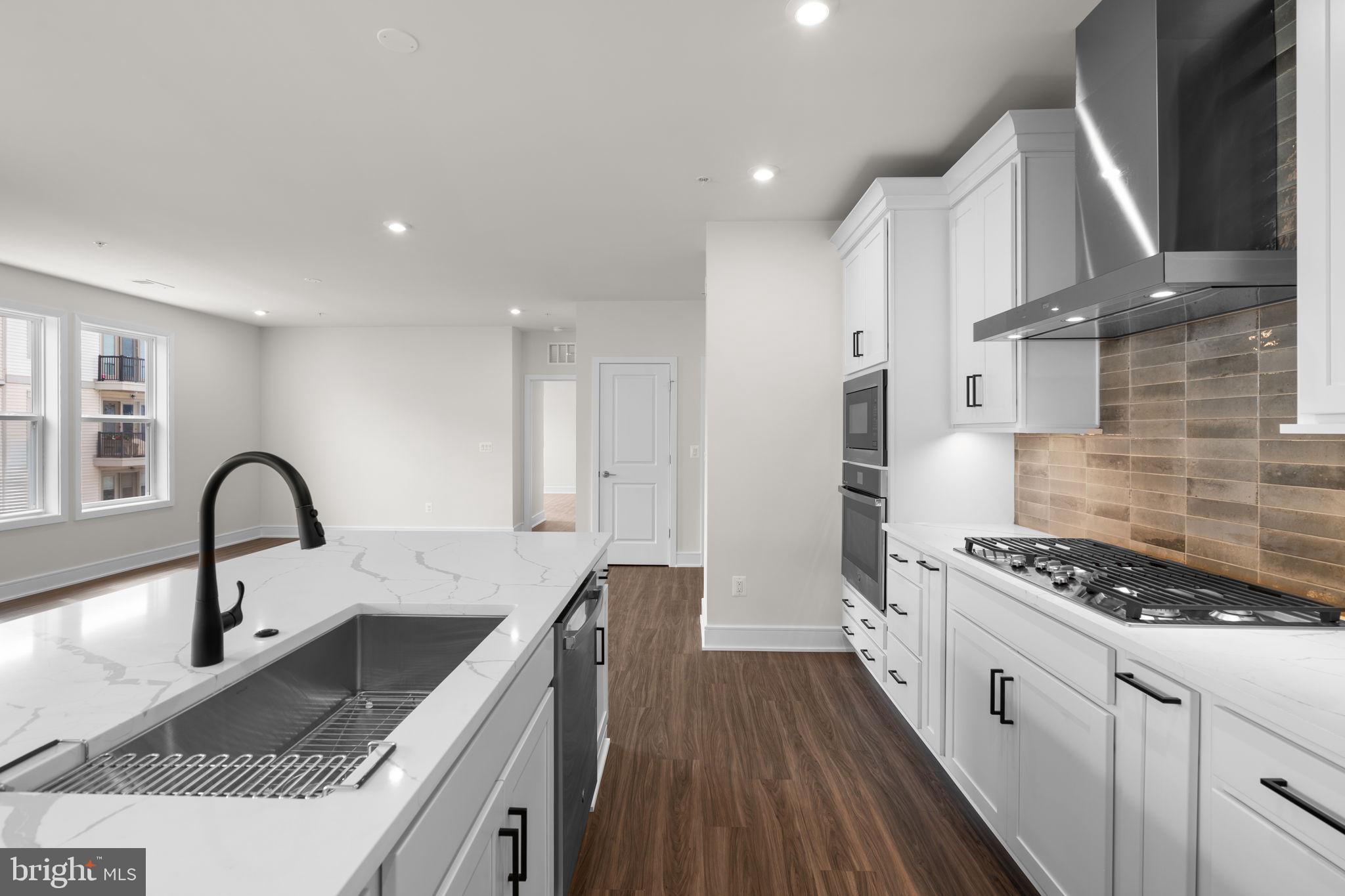 23640 BOLTON CRESCENT TERRACE 13-304