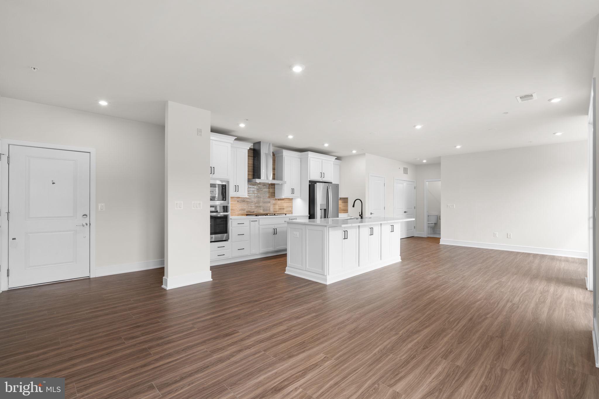 23640 BOLTON CRESCENT TERRACE 13-304