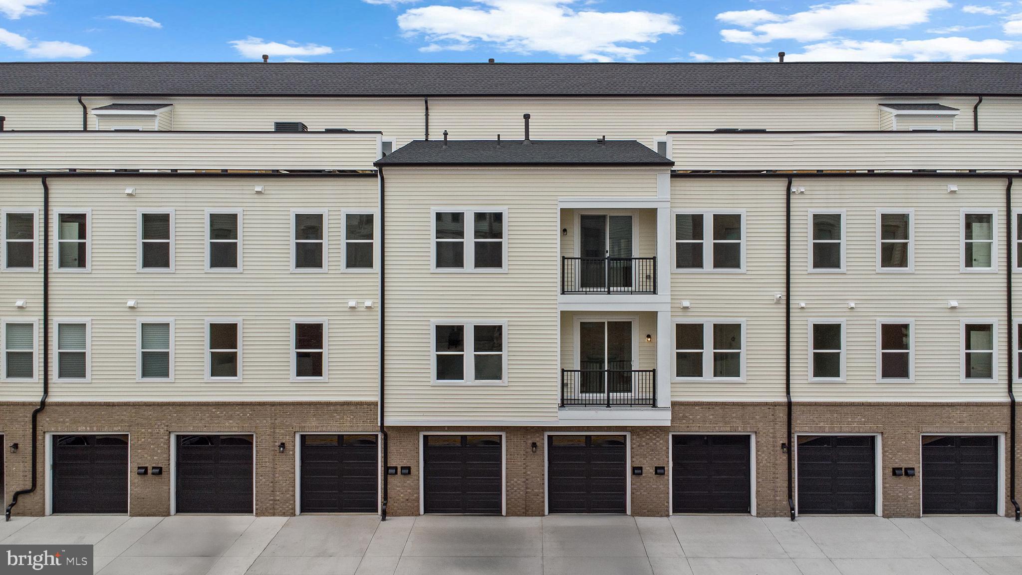 23640 BOLTON CRESCENT TERRACE 13-304