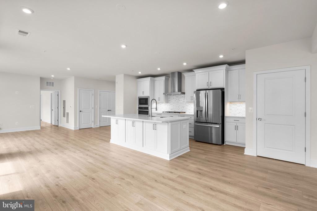 23640 BOLTON CRESCENT TERRACE 13-306