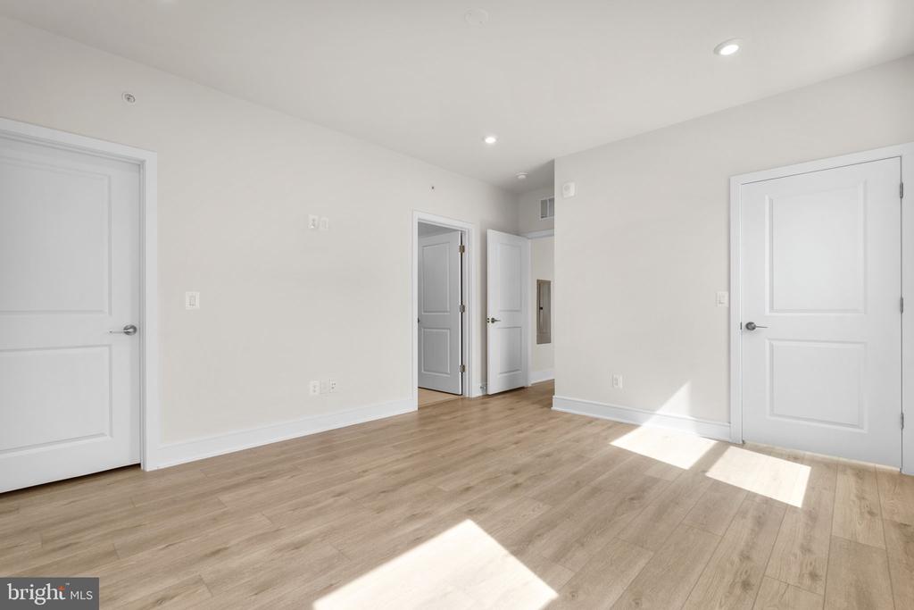 23640 BOLTON CRESCENT TERRACE 13-306