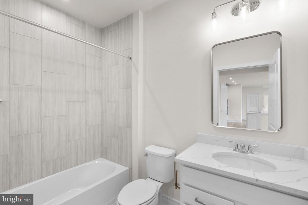 23640 BOLTON CRESCENT TERRACE 13-306