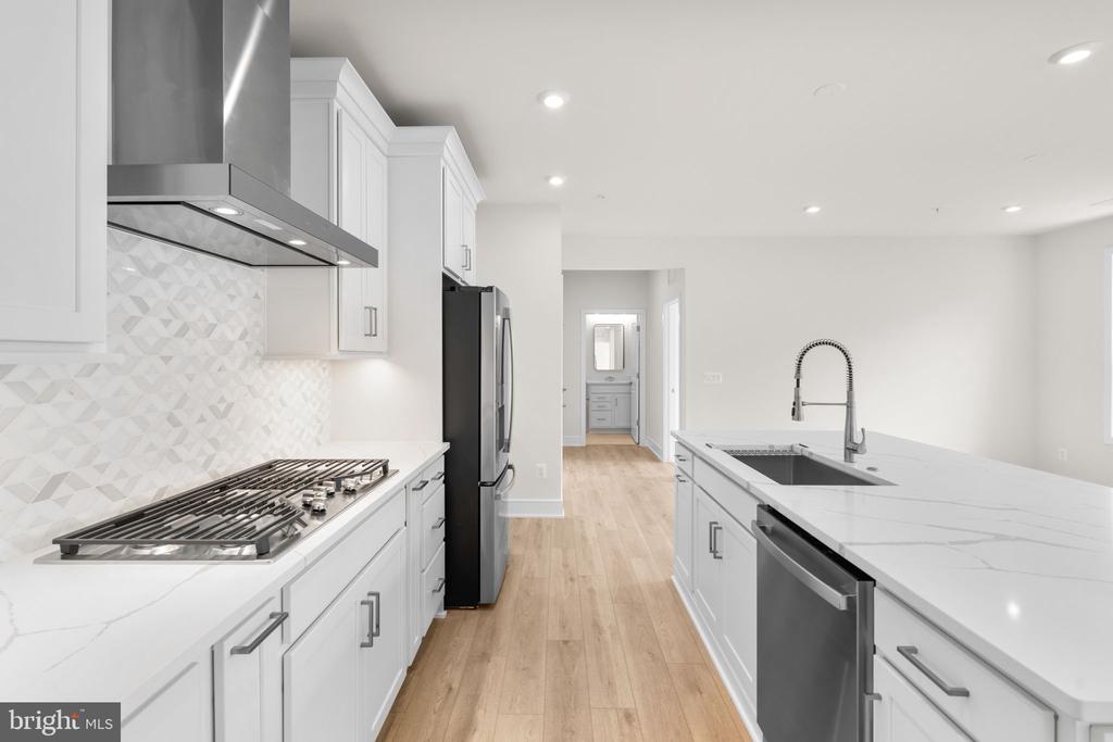 23640 BOLTON CRESCENT TERRACE 13-306