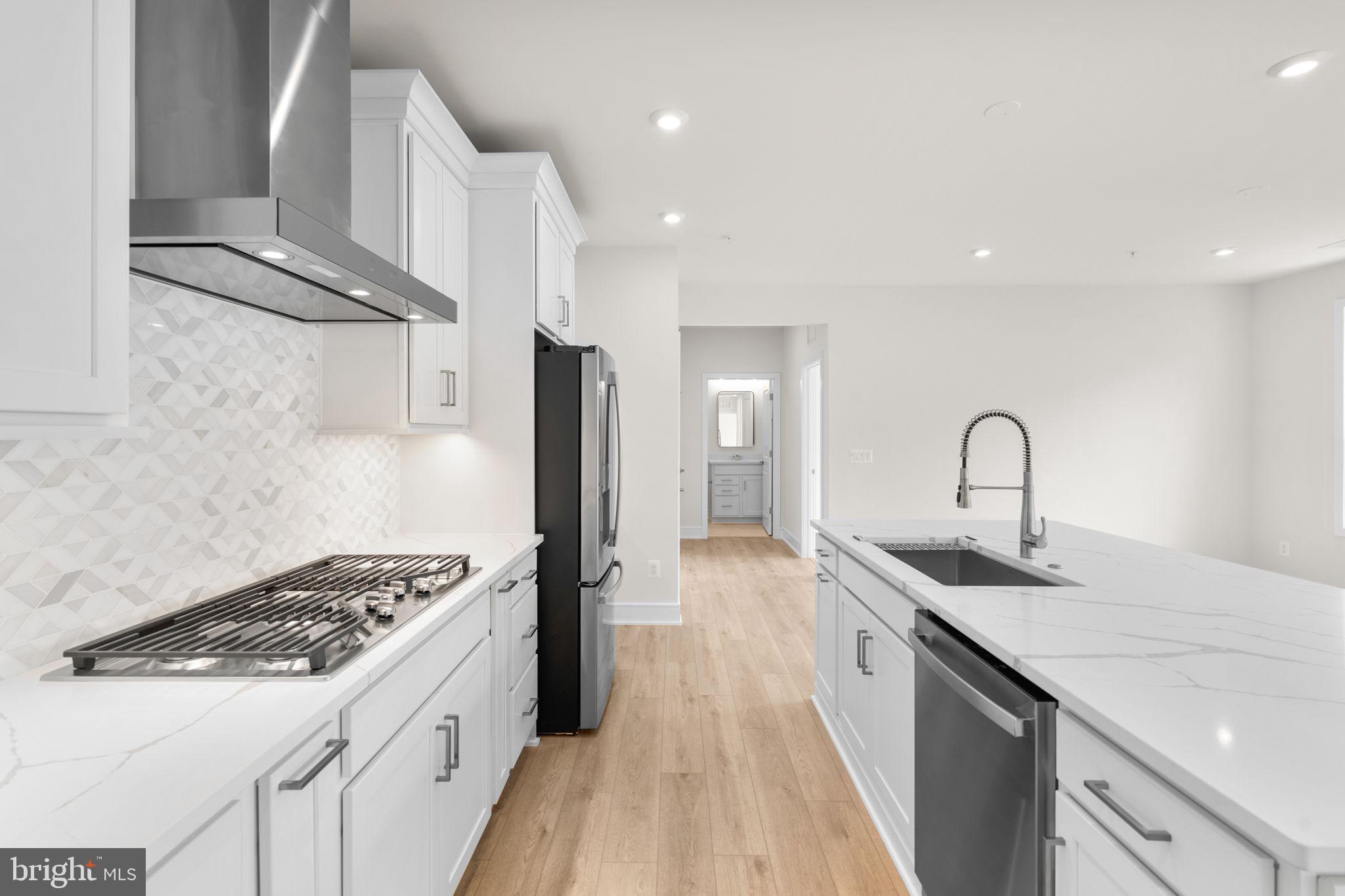 23640 BOLTON CRESCENT TERRACE 13-306