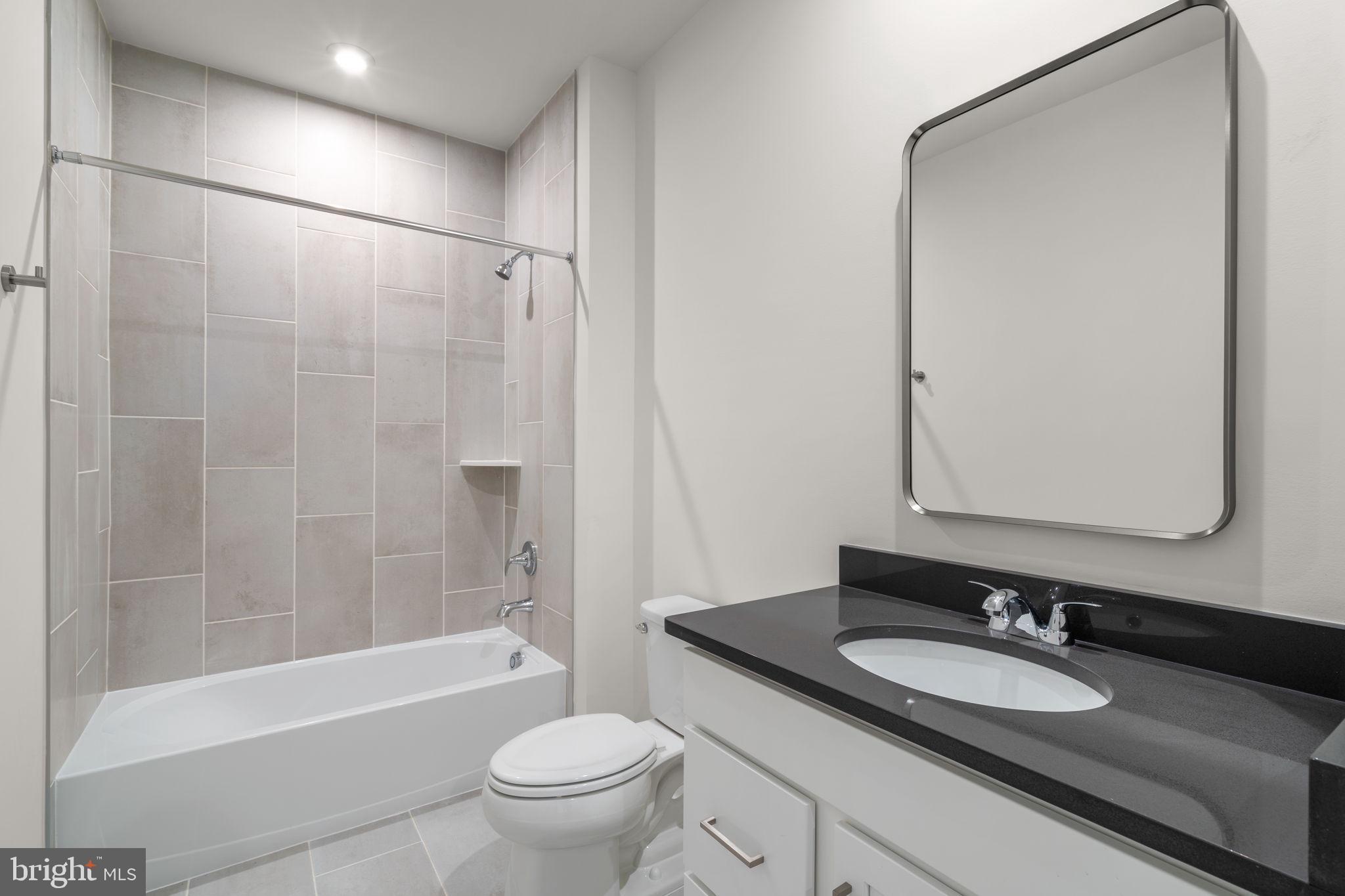 42227 SHINING STAR SQUARE