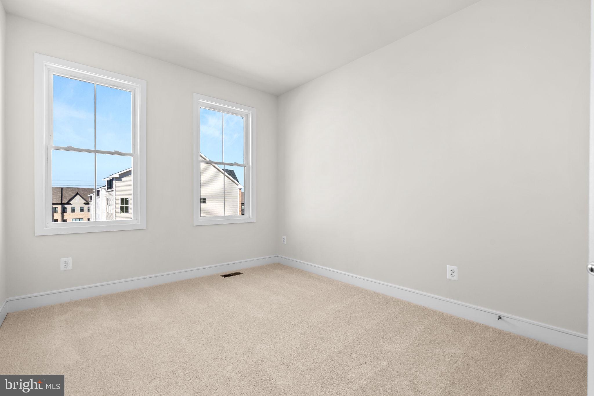 42125 PICASSO SQUARE