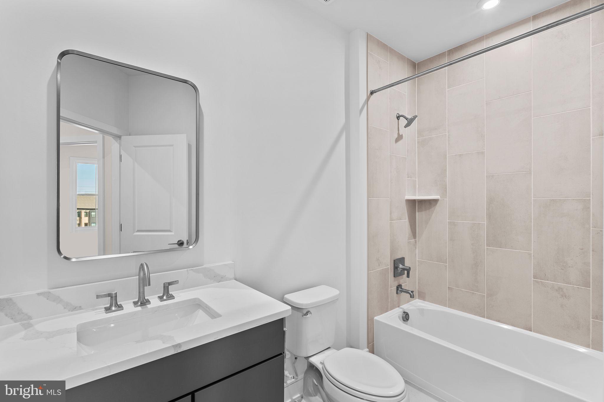 42125 PICASSO SQUARE