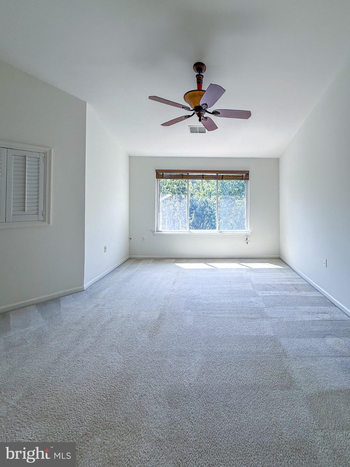 21457 TAMARACK RIDGE SQUARE