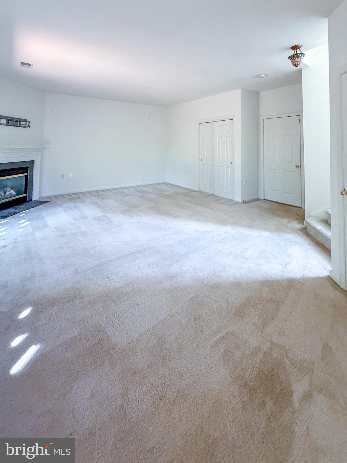 21457 TAMARACK RIDGE SQUARE