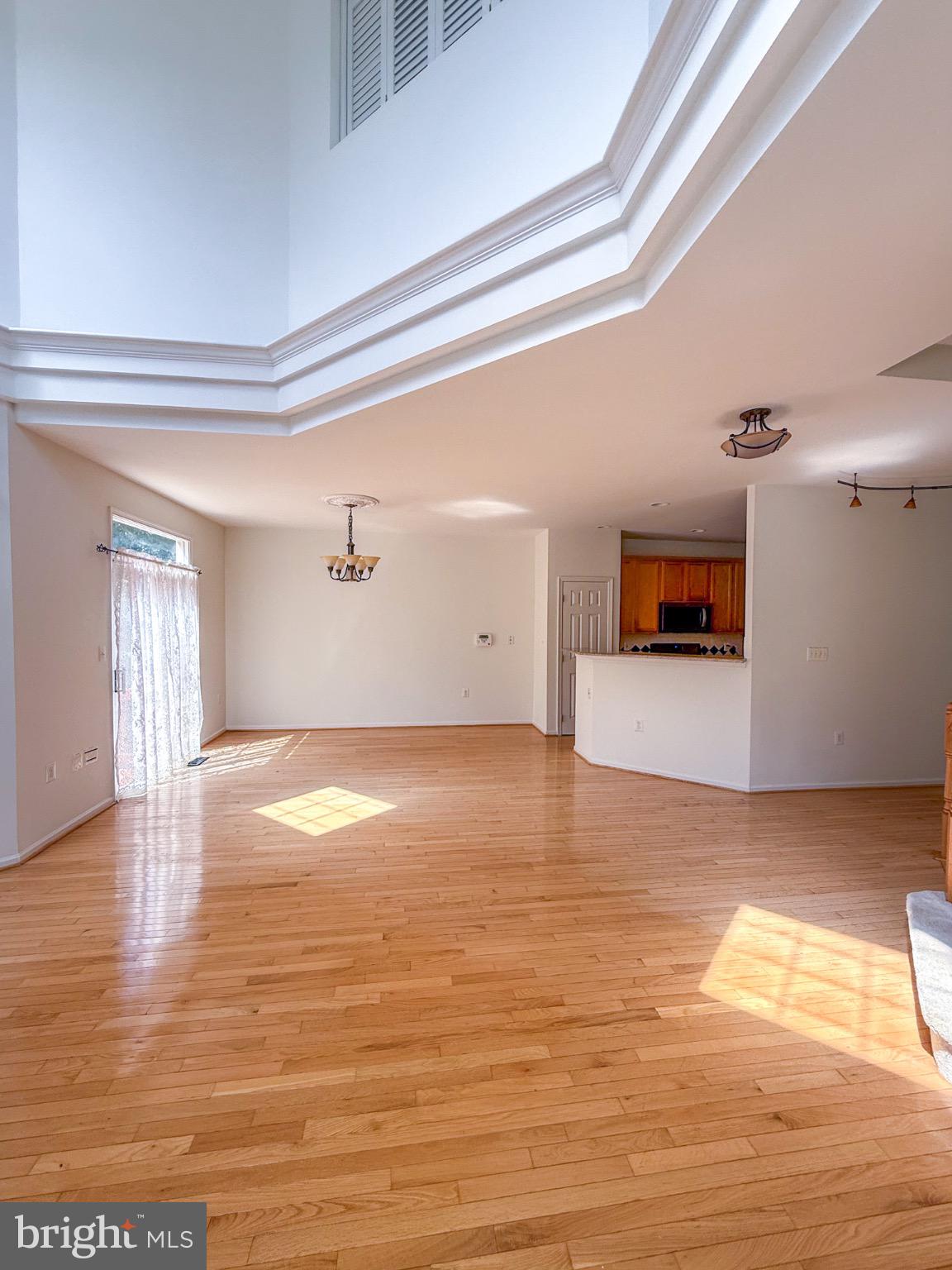 21457 TAMARACK RIDGE SQUARE