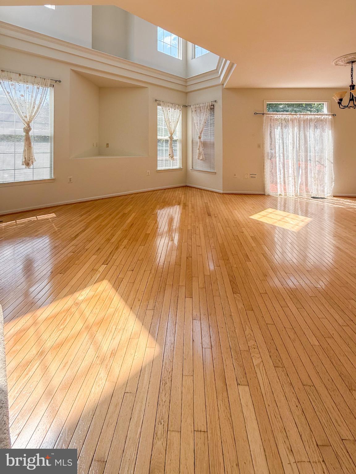 21457 TAMARACK RIDGE SQUARE