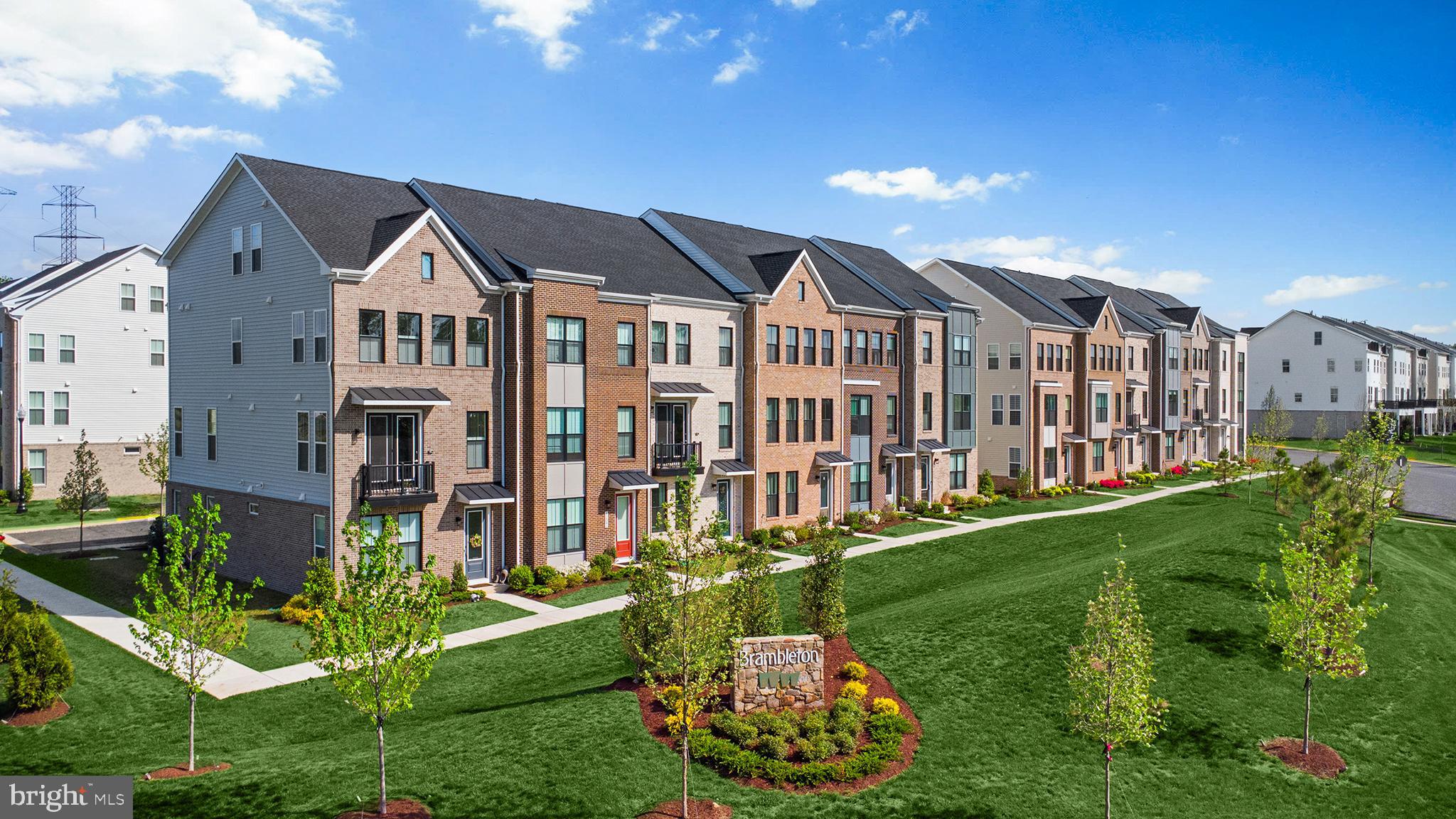 42123 PICASSO SQUARE