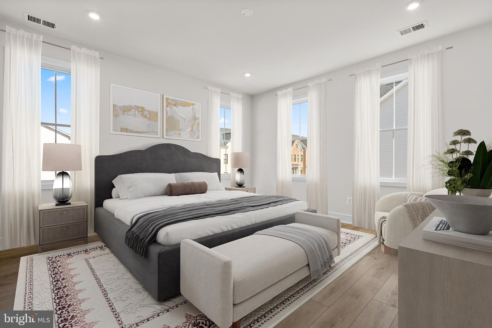 42129 PICASSO SQUARE