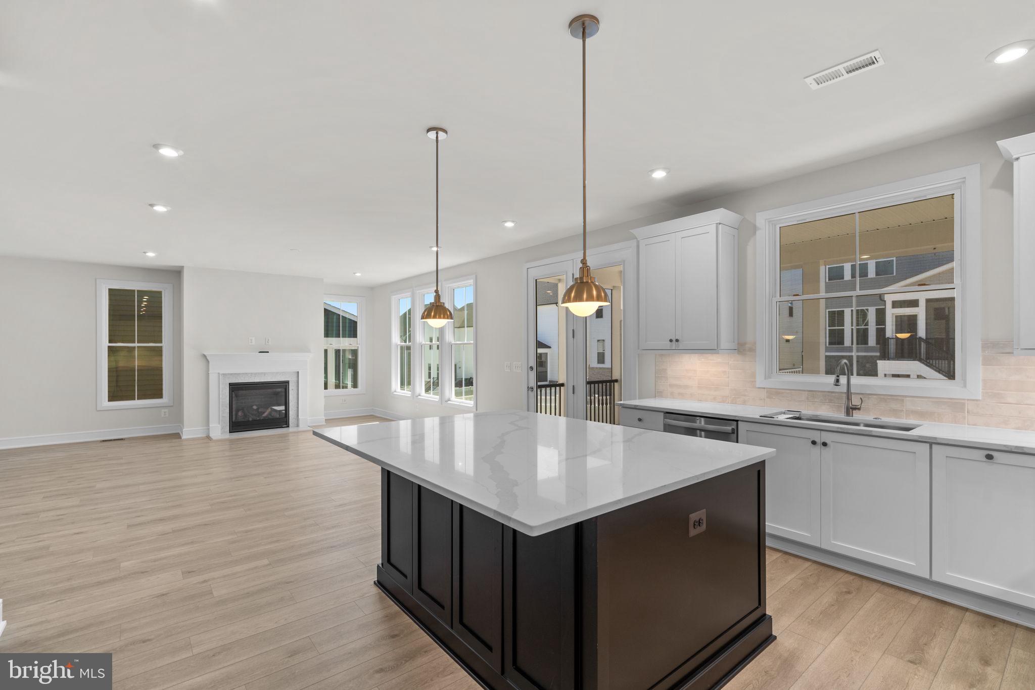 41894 NIGHT NURSE CIRCLE