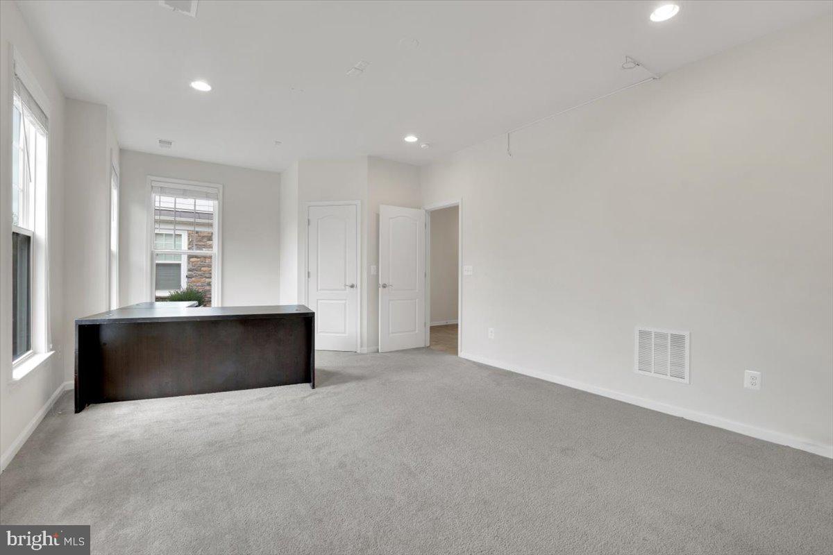 42406 BENFOLD SQUARE