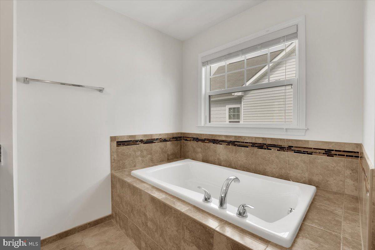 42406 BENFOLD SQUARE