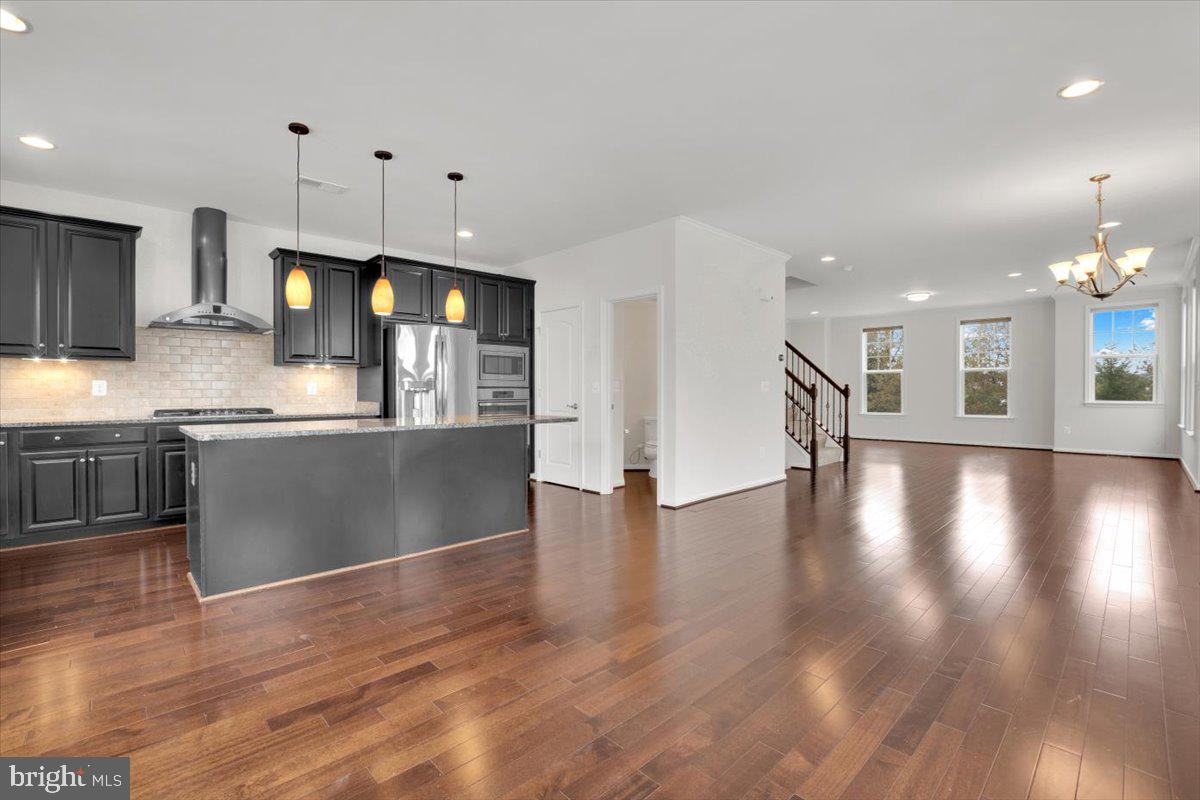 42406 BENFOLD SQUARE