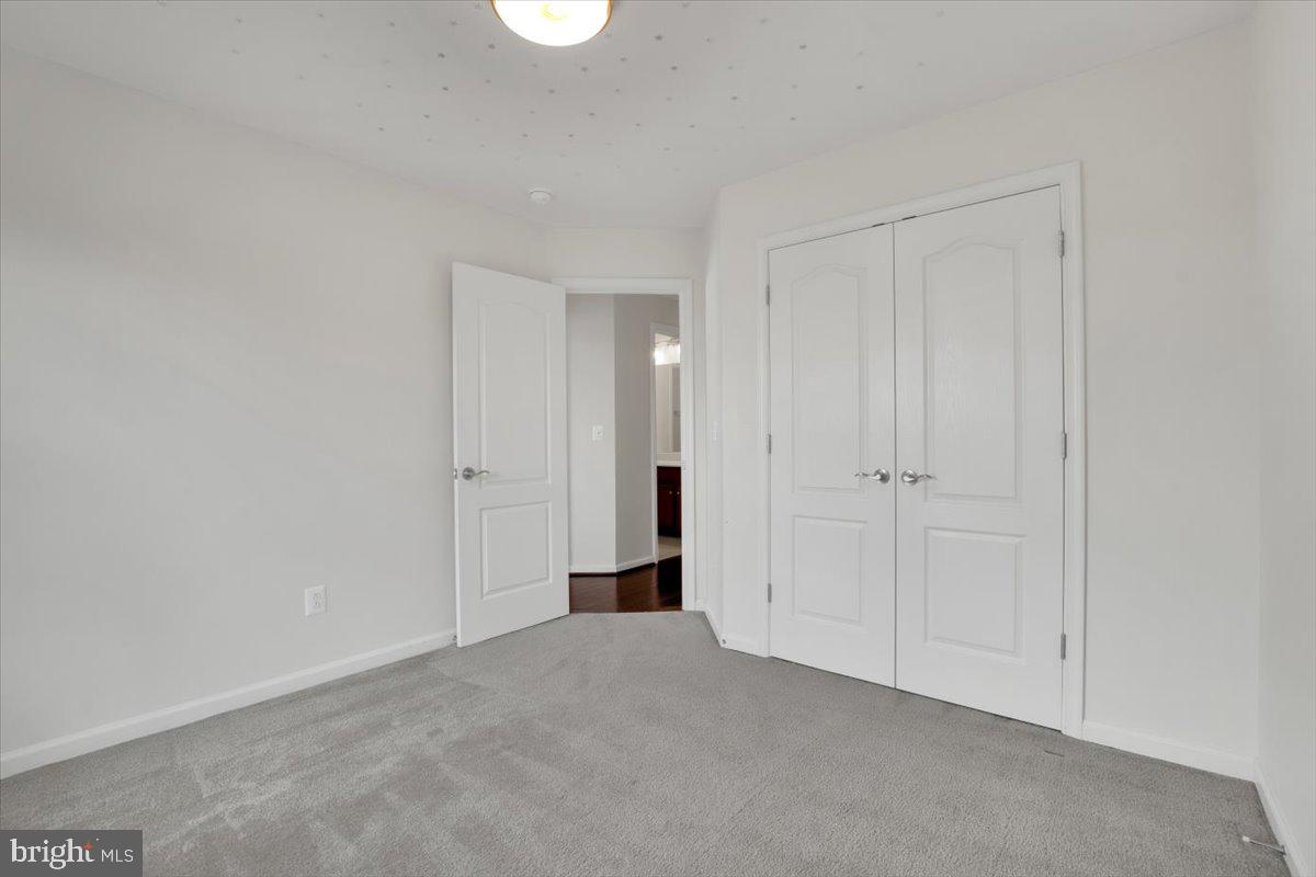 42406 BENFOLD SQUARE