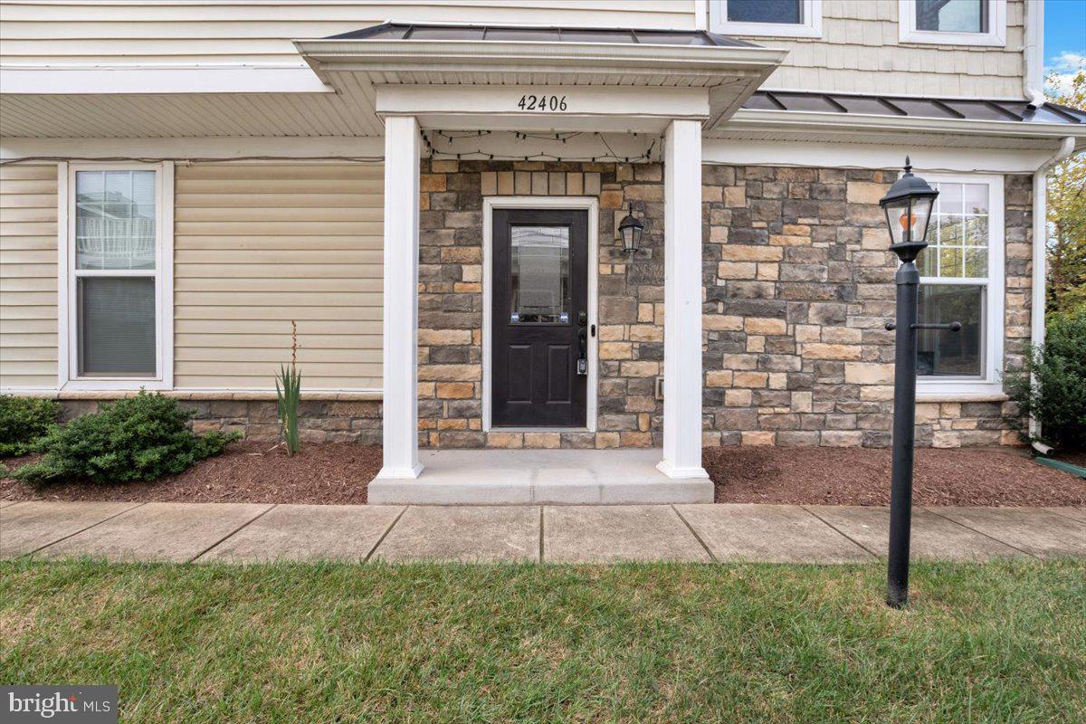 42406 BENFOLD SQUARE