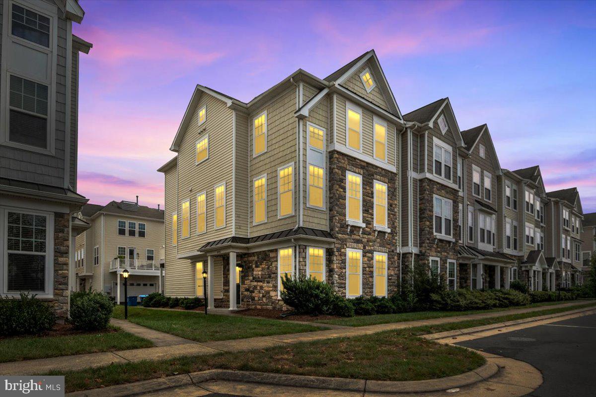 42406 BENFOLD SQUARE