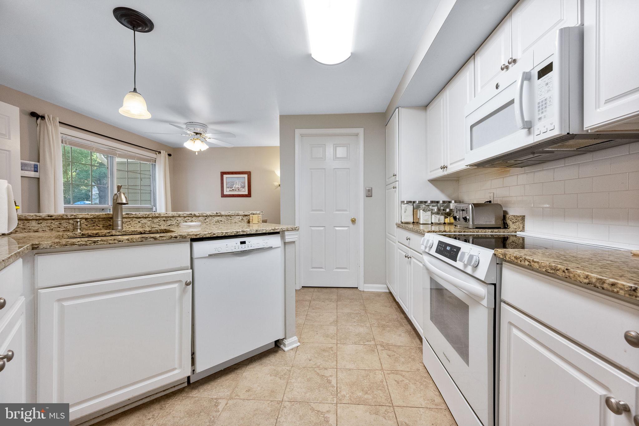 21113 CROCUS TERRACE