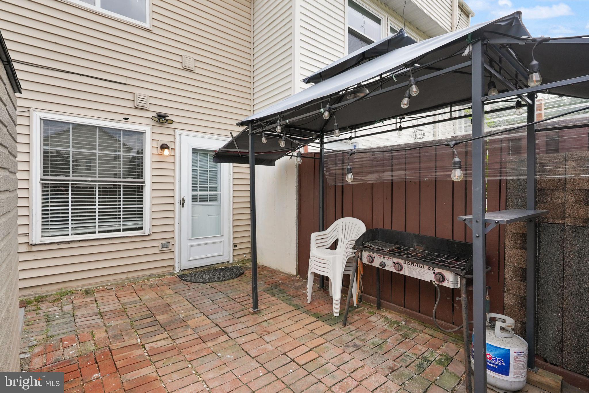 735 BRETHOUR COURT 4