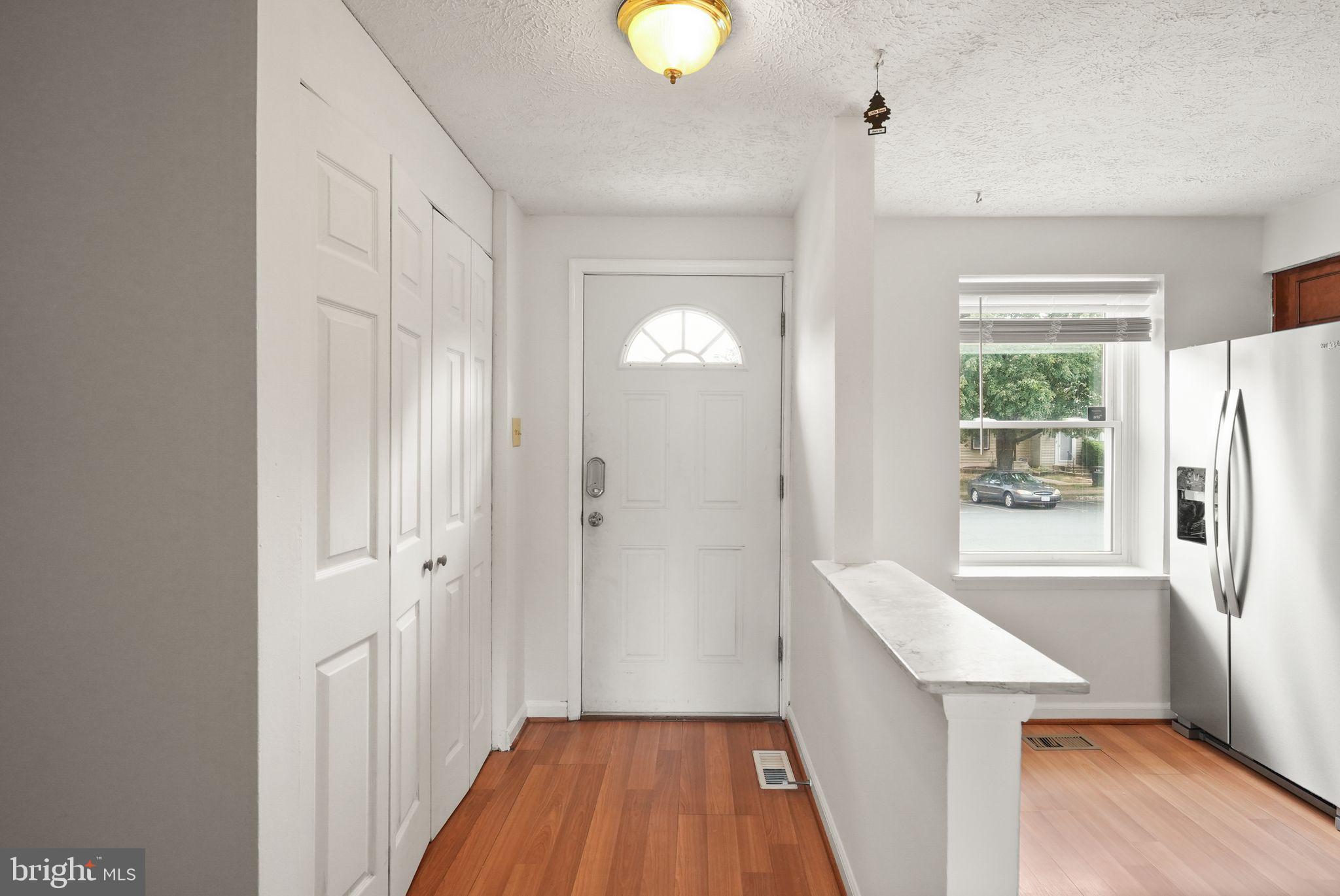 735 BRETHOUR COURT 4