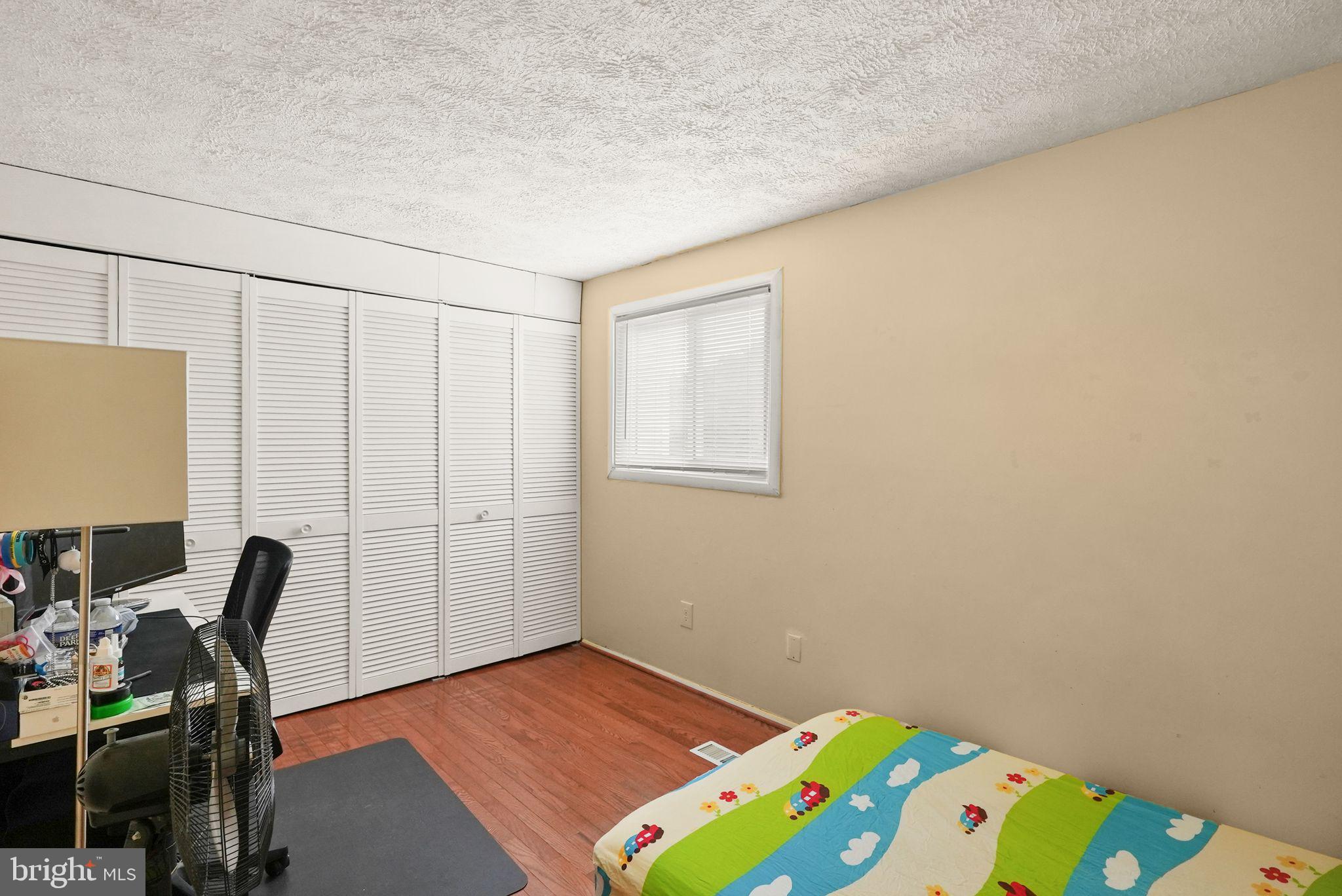 735 BRETHOUR COURT 4