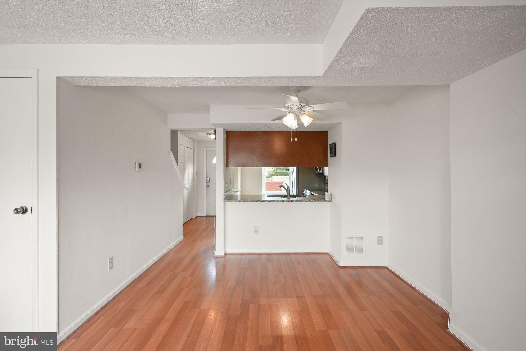 735 BRETHOUR COURT 4