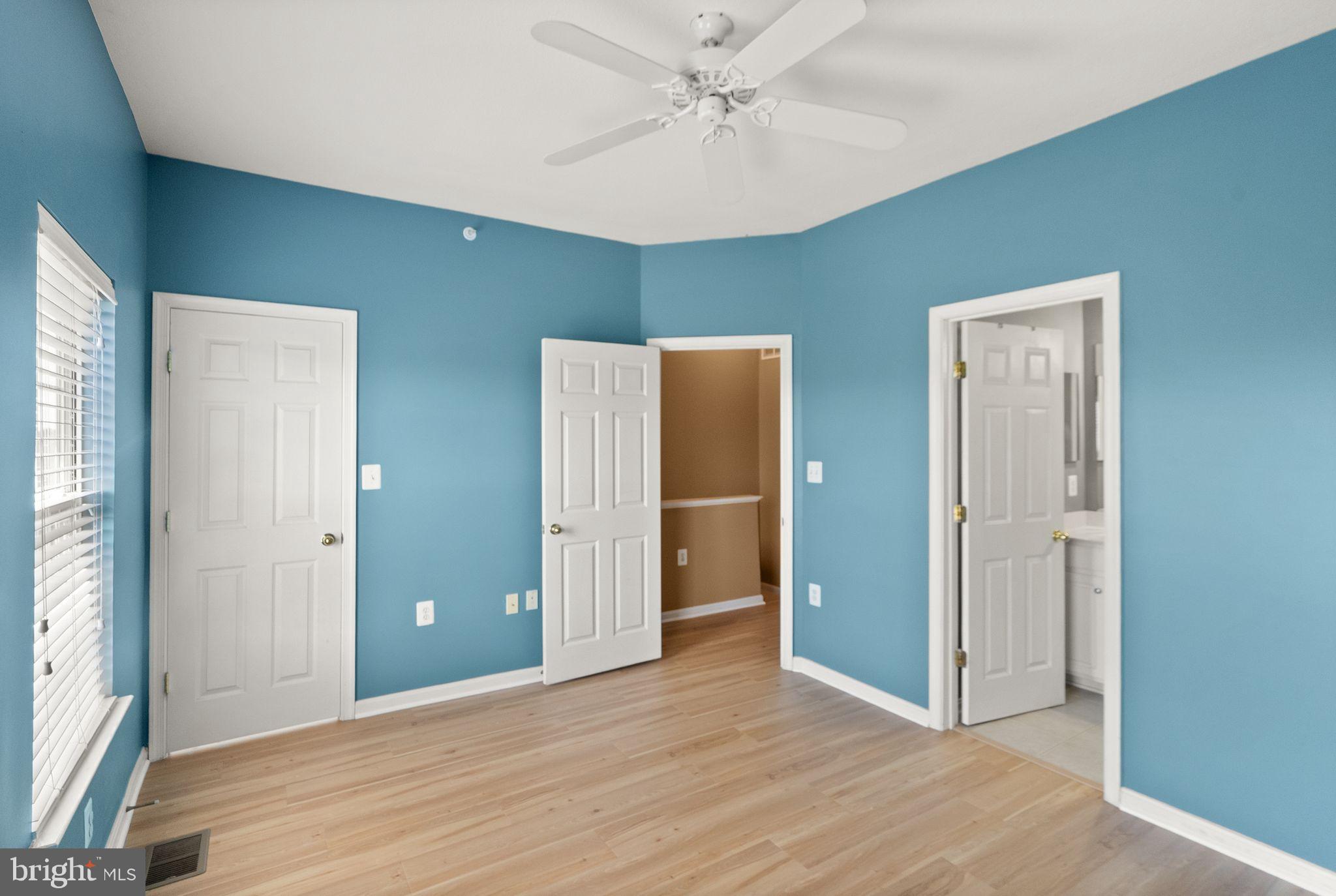 21764 DRAGONS GREEN SQUARE