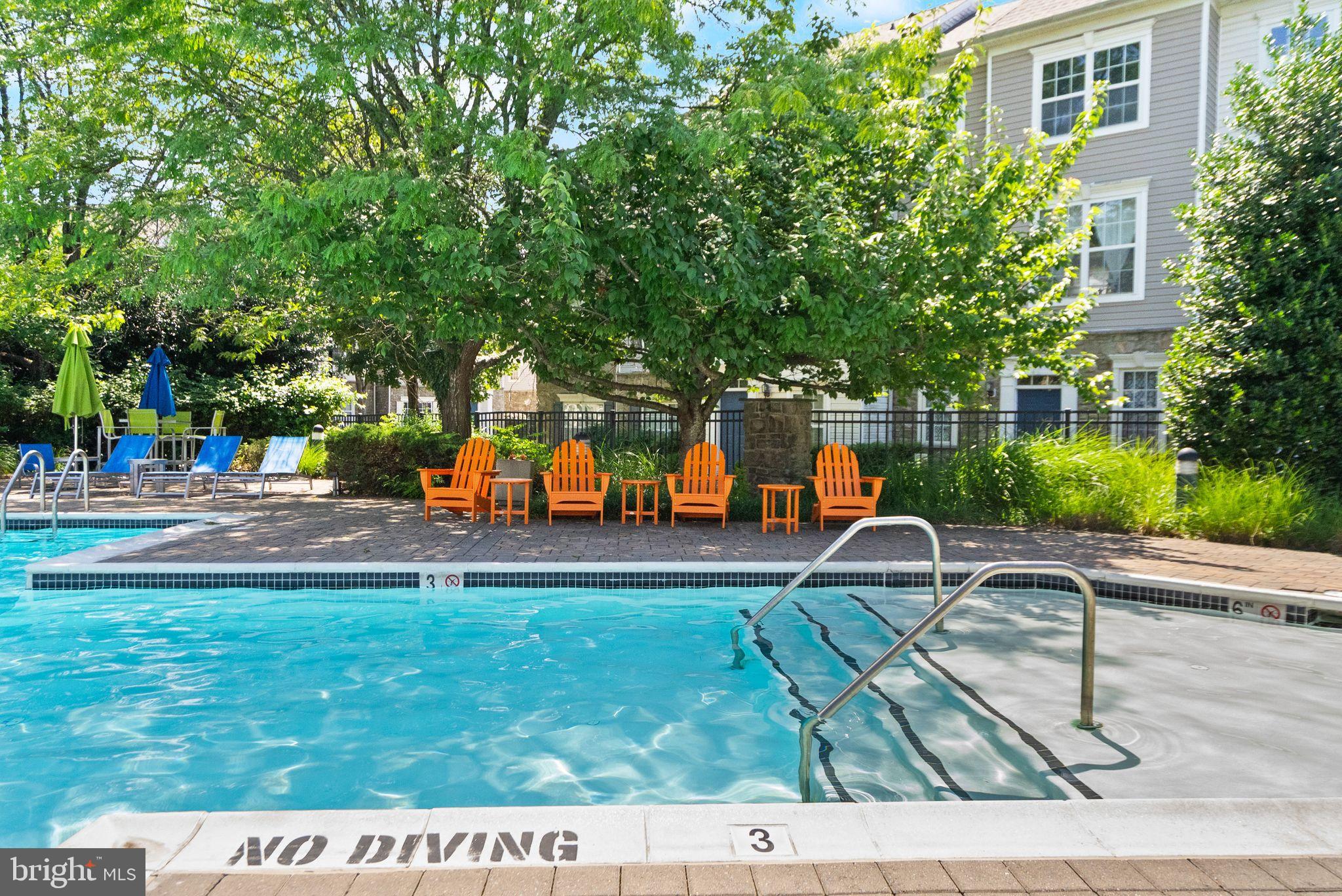 21764 DRAGONS GREEN SQUARE