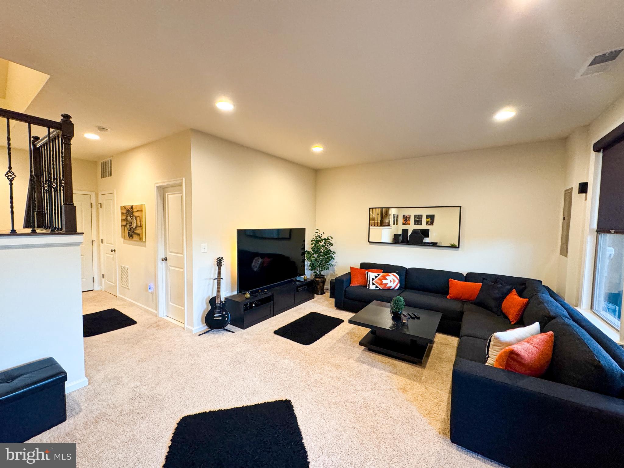 42410 DOGWOOD GLEN SQUARE